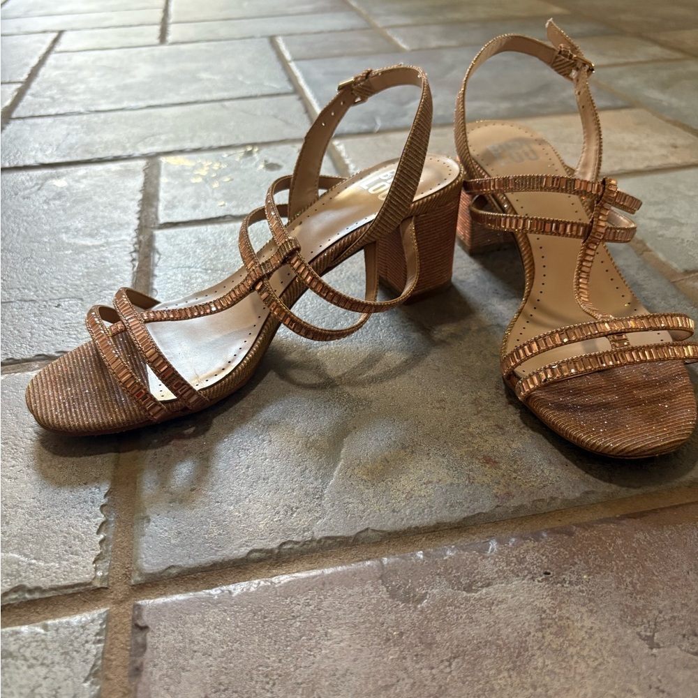 Chic Tan Strappy Heels